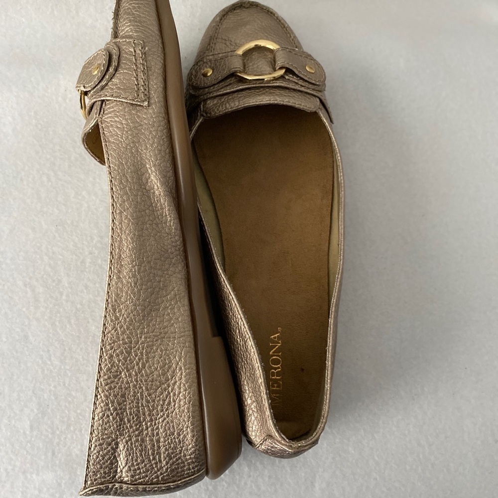 Merona Women’s Size 8 1/2 Gold Color Flats - Picture 3 of 8